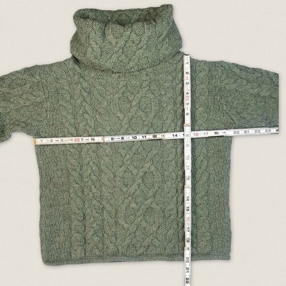 Vintage Green Turtleneck Wool Chunky Fisherman Sweater Inis Crafts Size Small - Picture 4 of 4